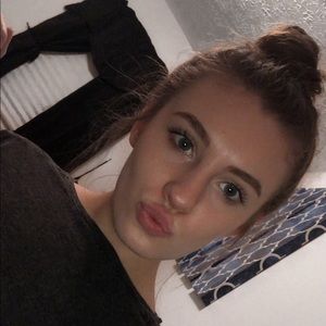 Meet your Posher, Kaylyn